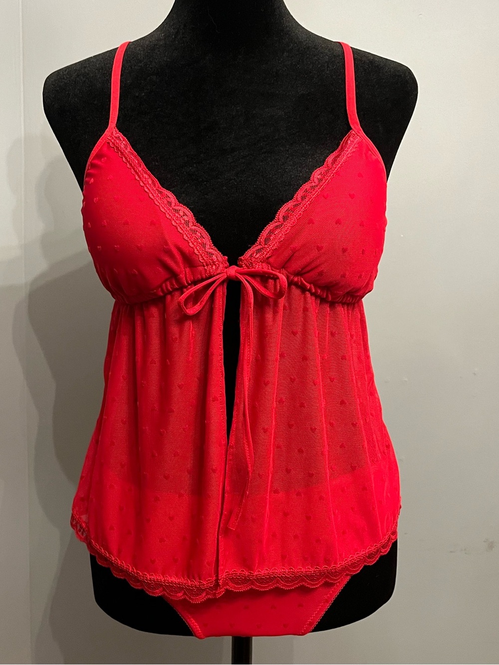 BNWOT Jessica Simpson Red Heart Lingerie Set, size M